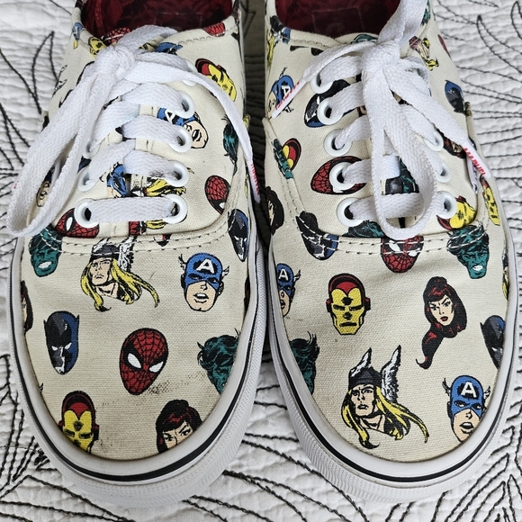VGUC Vans X Marvel Head Sneakers Mens 8 Women 9.5 - Picture 10 of 15